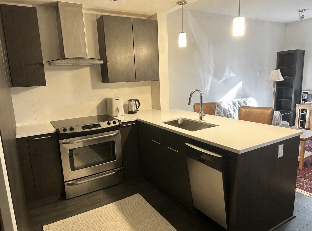 733 3rd Street West - Photo 2 of 8