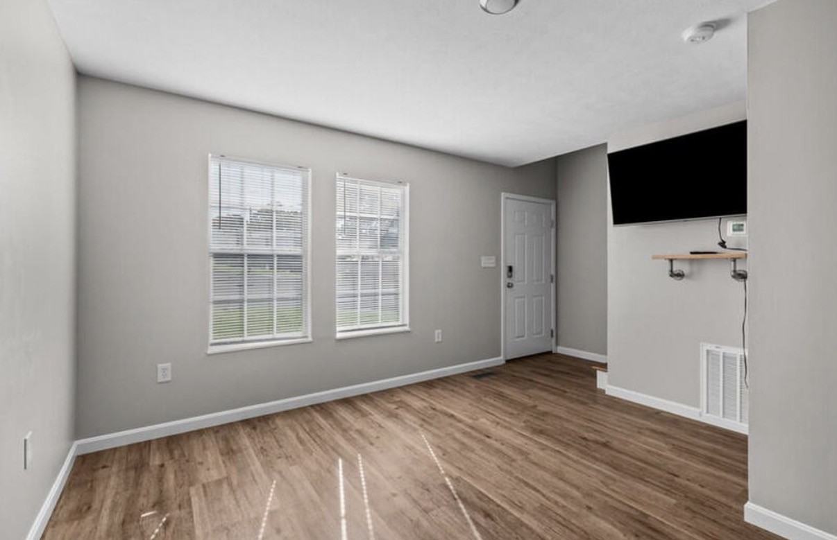 262 Bradford Dr #262 - Photo 5 of 13