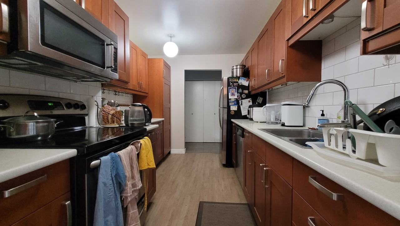 7295 Moffatt Road - Photo 3 of 11