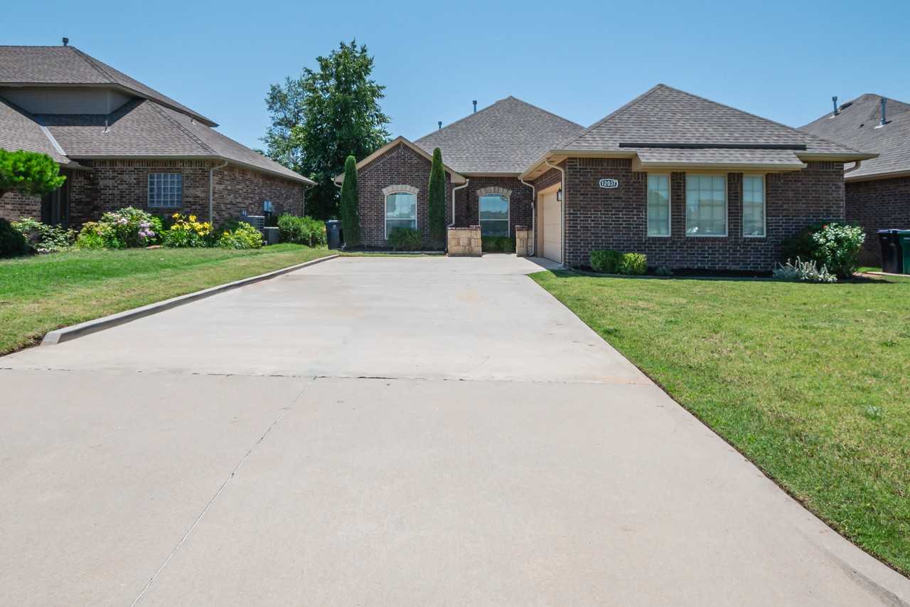 12037 Ashford Dr #NA - Photo 6 of 20