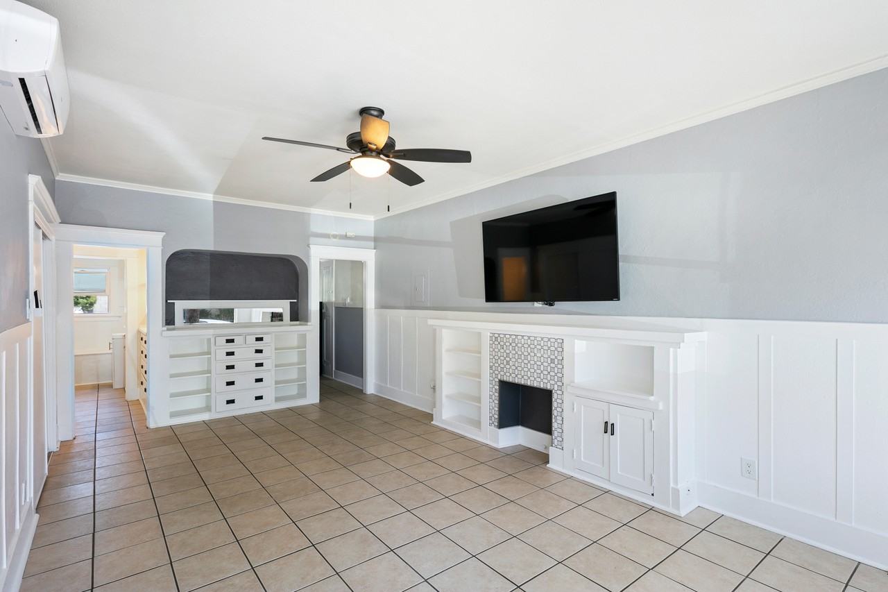 242 Gaviota Avenue - Photo 2 of 14