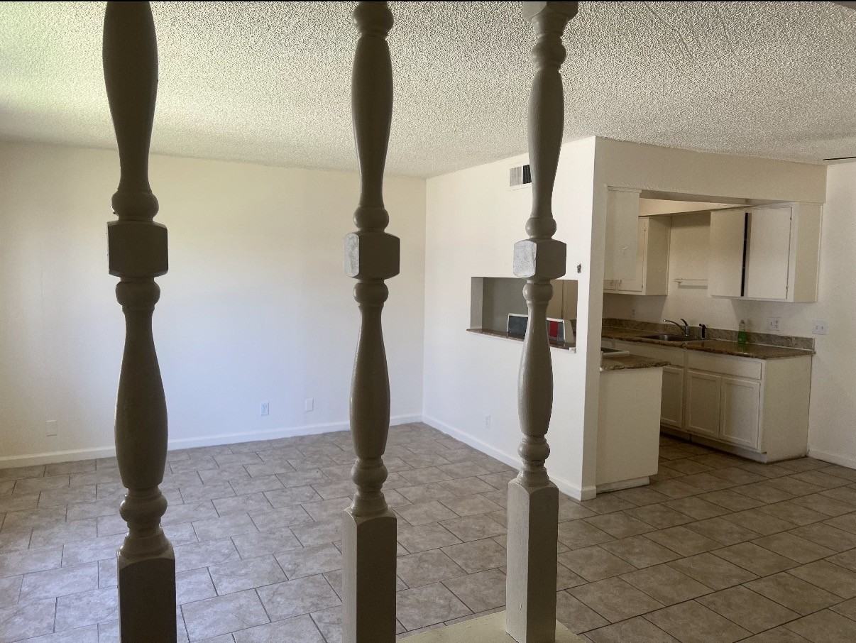 1218 Casita Dr #3 - Photo 7 of 13