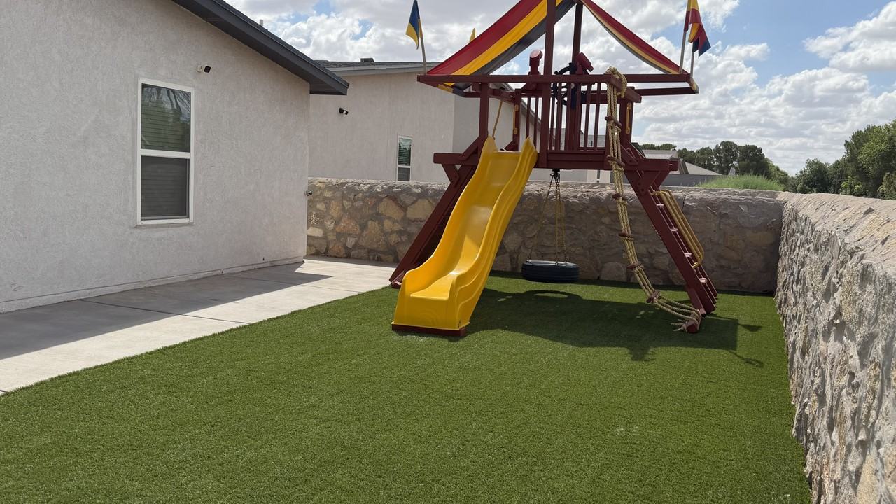 11490 Summer Dr #A - Photo 4 of 50