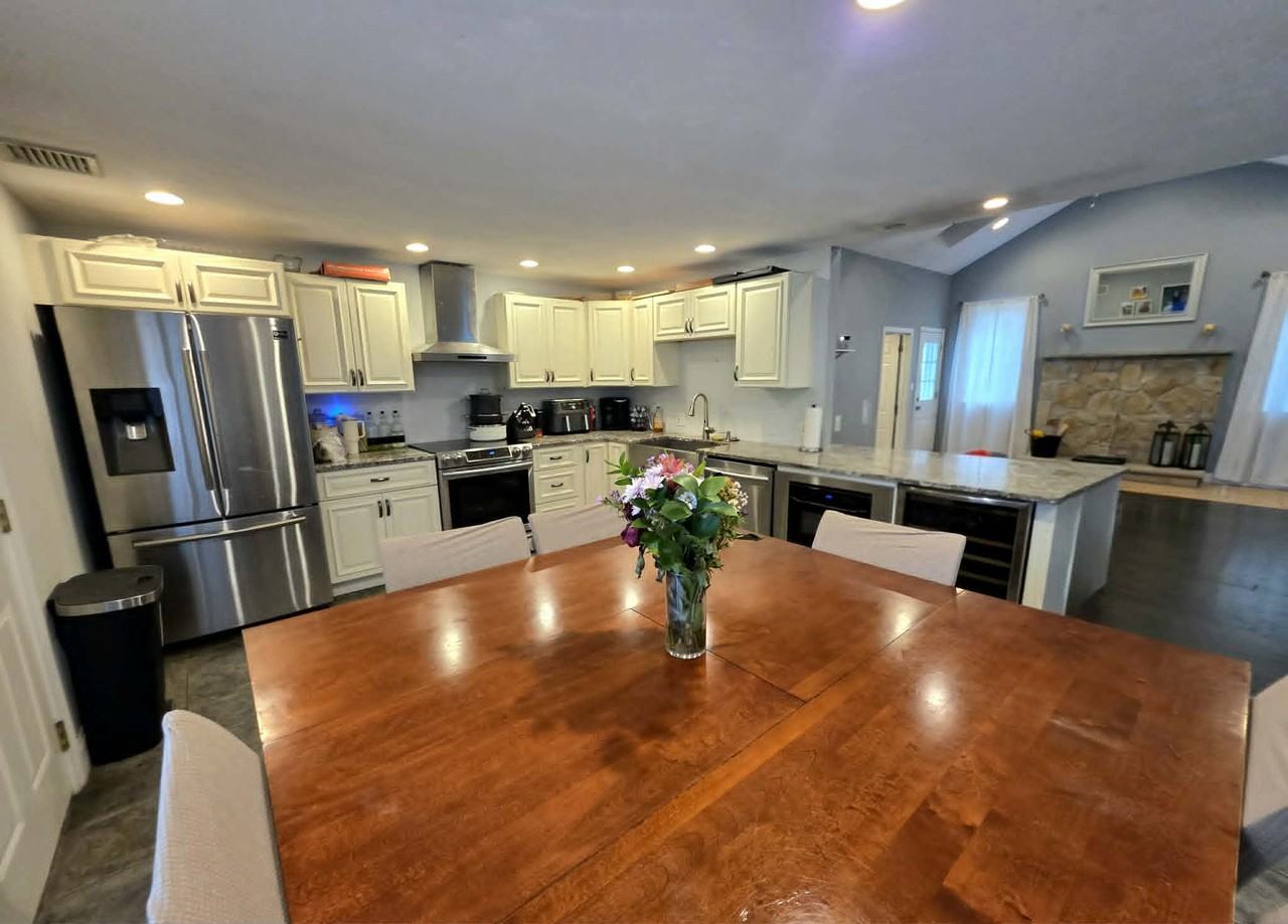 141 South Street - Photo 7 of 38