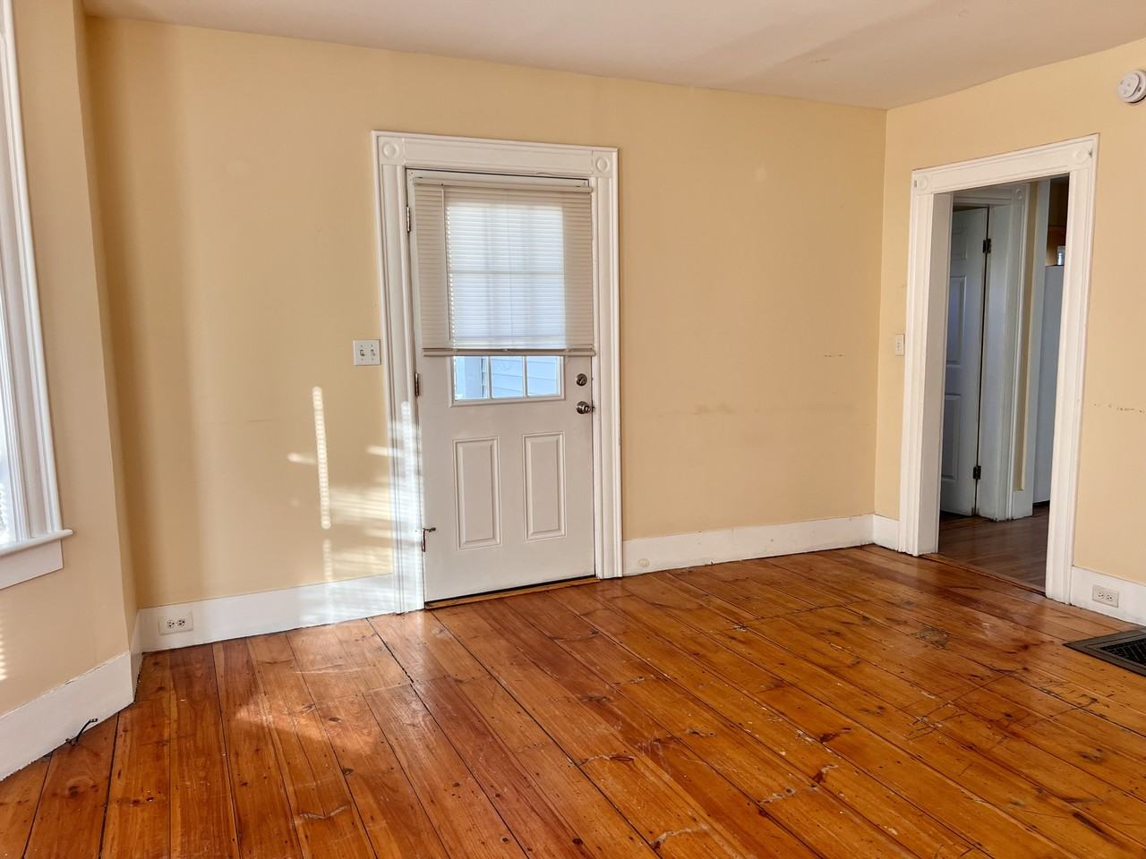 118 Palm St #1 - Photo 7 of 20