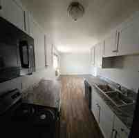 featured image of 425 10th St N #5