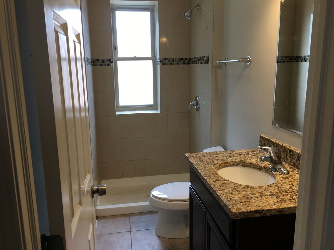 4006 N Hamlin Ave #2N - Photo 7 of 14