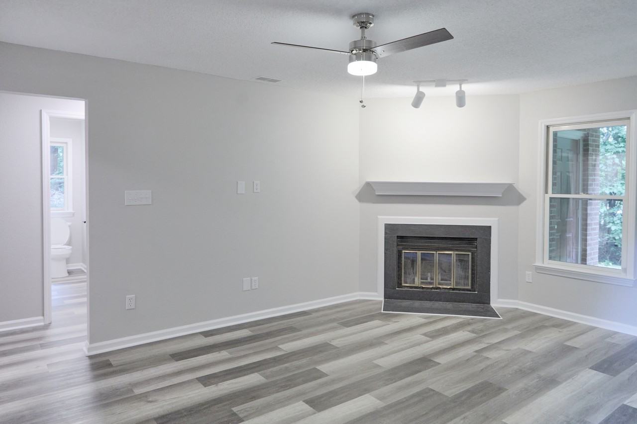 107 Killam Ct #LA - Photo 6 of 19