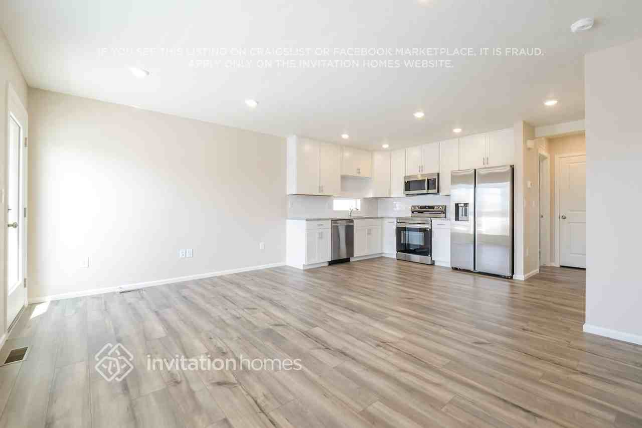 13499 E 103rd Pl - Photo 5 of 19