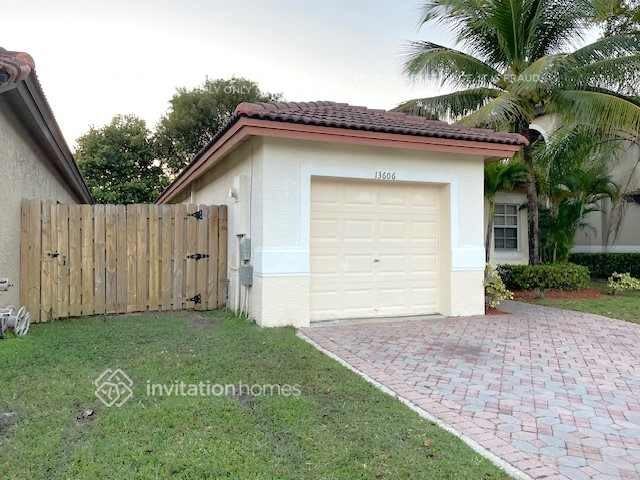 13606 Sw 119th Ave - Photo 2 of 22