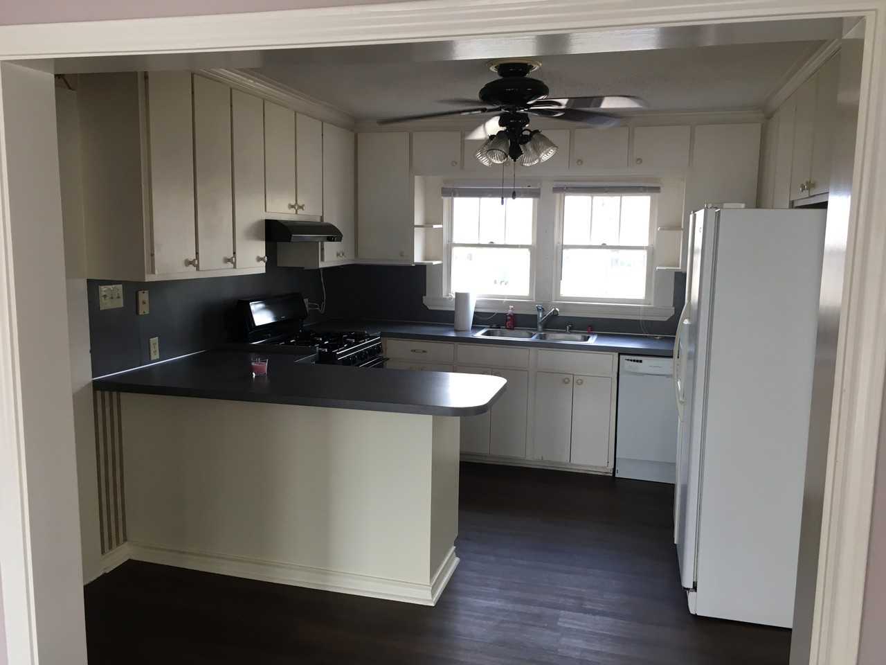 109 Schoolhouse Rd - Photo 6 of 11