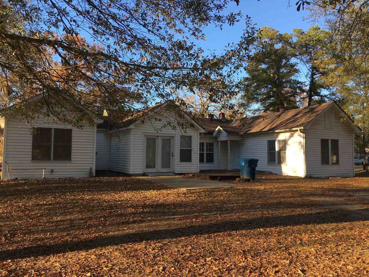 109 Schoolhouse Rd - Photo 7 of 11