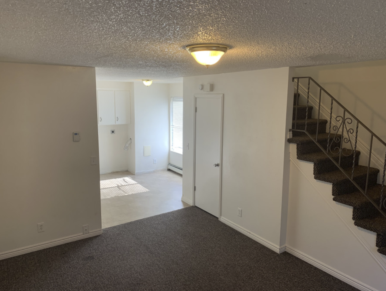 825 En, #3 - Photo 5 of 6