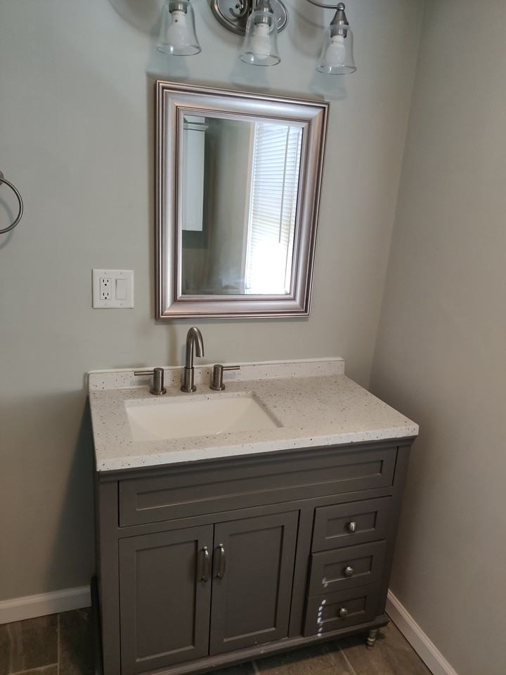 213 Robert St #215 - Photo 4 of 13