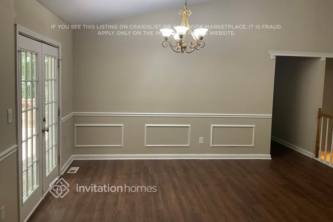 3669 N Hampton Dr Nw - Photo 4 of 20