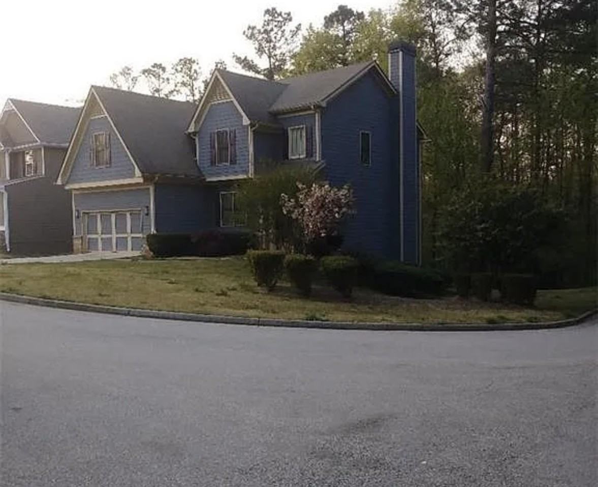 1030 Timber Trl - Photo 2 of 3