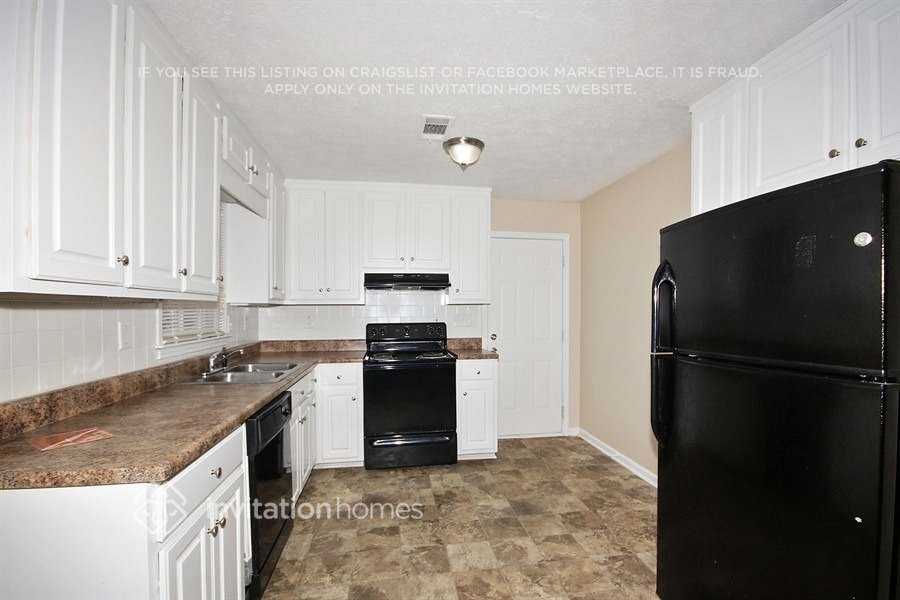 3082 Dempsey Pl - Photo 7 of 19