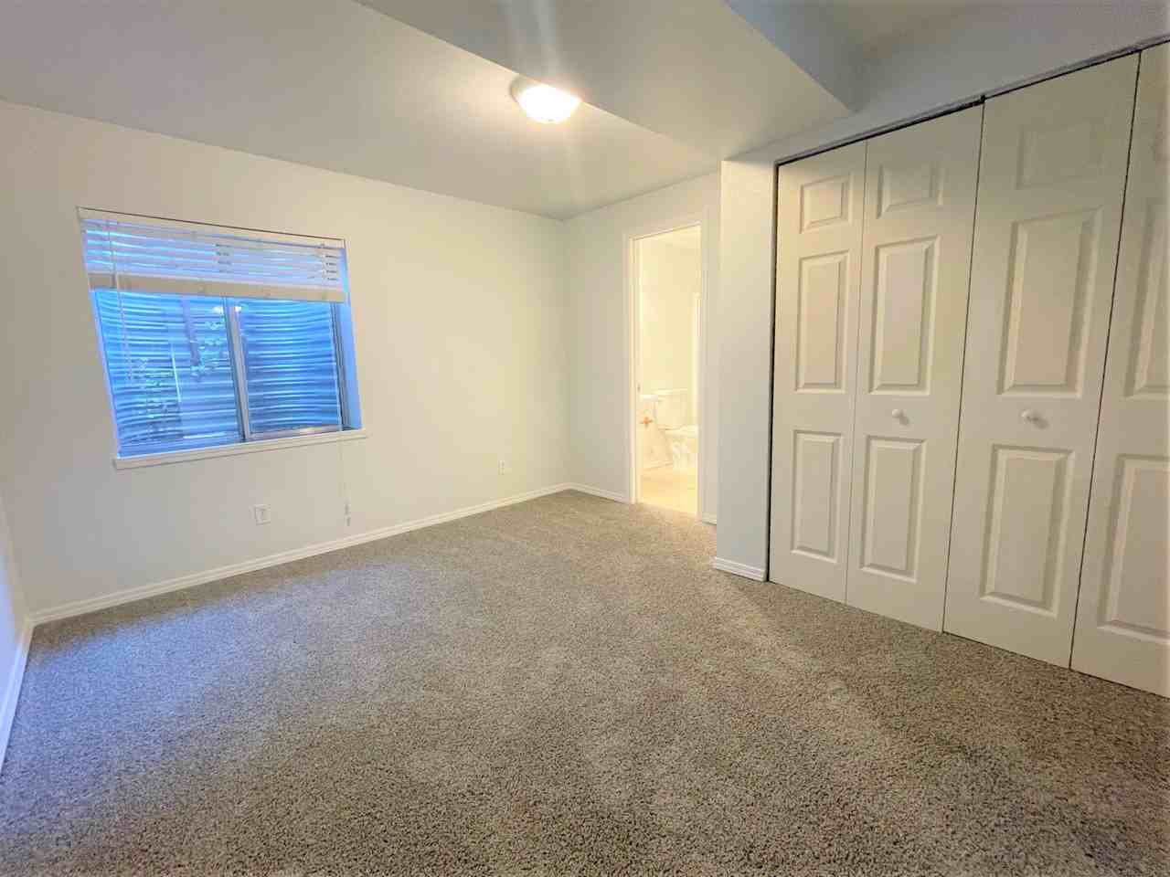 5006 Bittercreek Dr - Photo 4 of 22