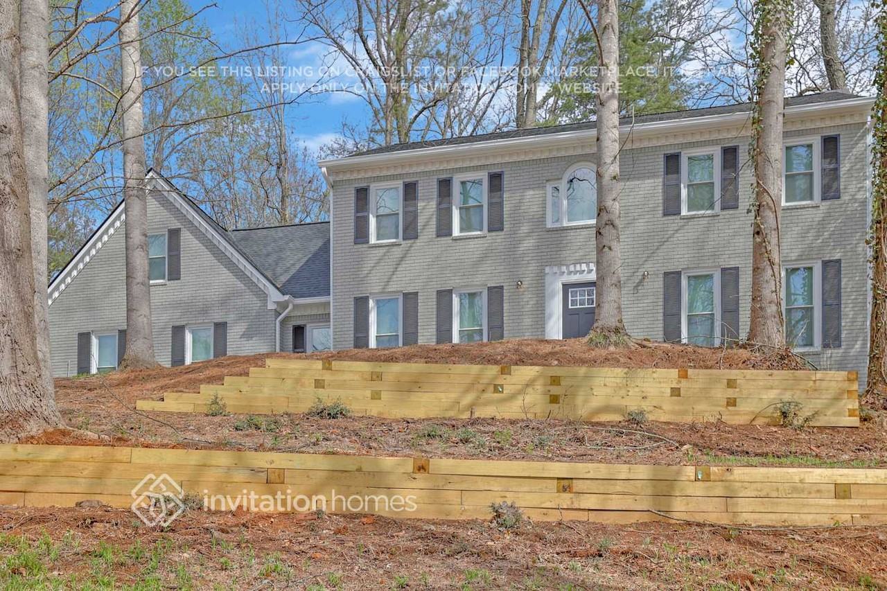 154 Infantry Way Sw - Photo 3 of 24