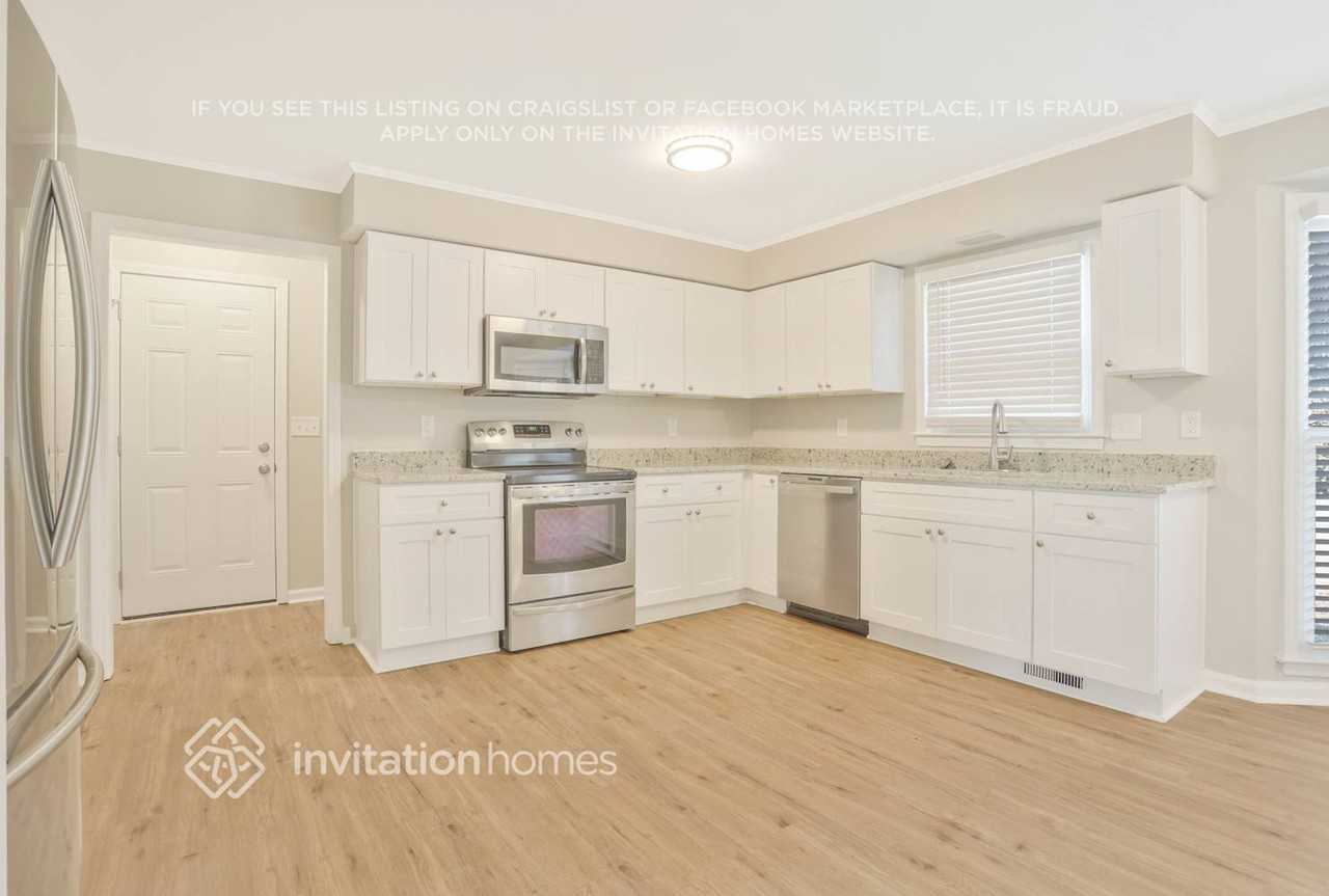 154 Infantry Way Sw - Photo 7 of 24