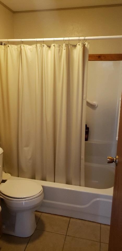 1221 Garden Ln - Photo 3 of 10