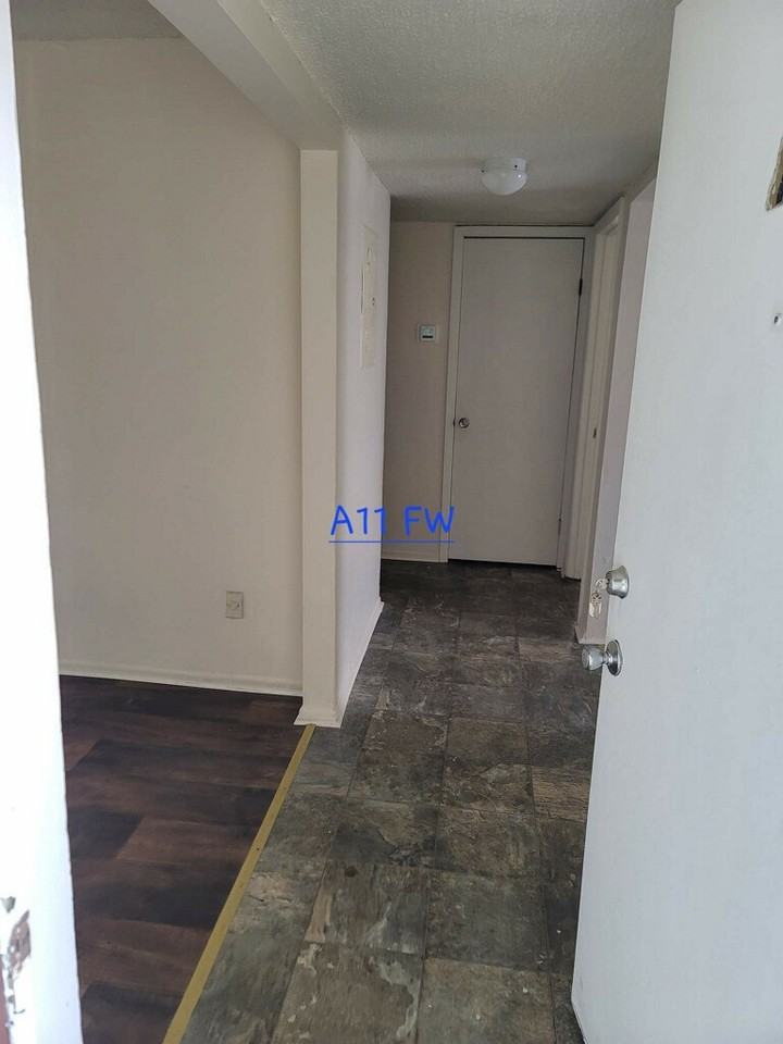 2517 Forrestwood Dr #B12 - Photo 3 of 10