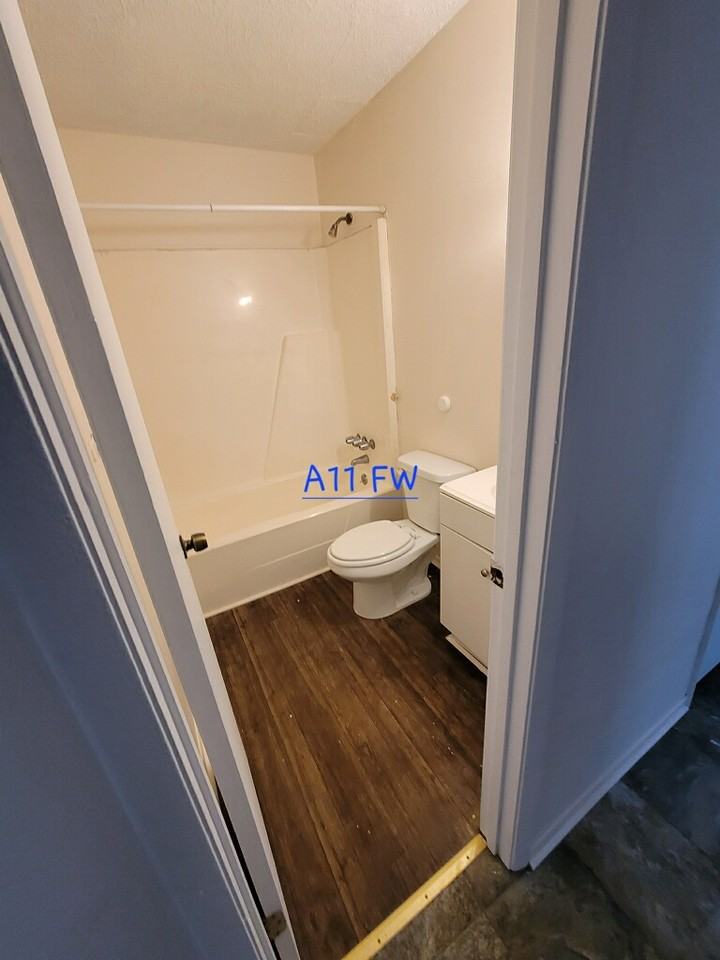 2517 Forrestwood Dr #B12 - Photo 4 of 10