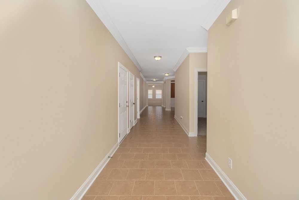 29863 Thunderpaw Dr - Photo 4 of 26