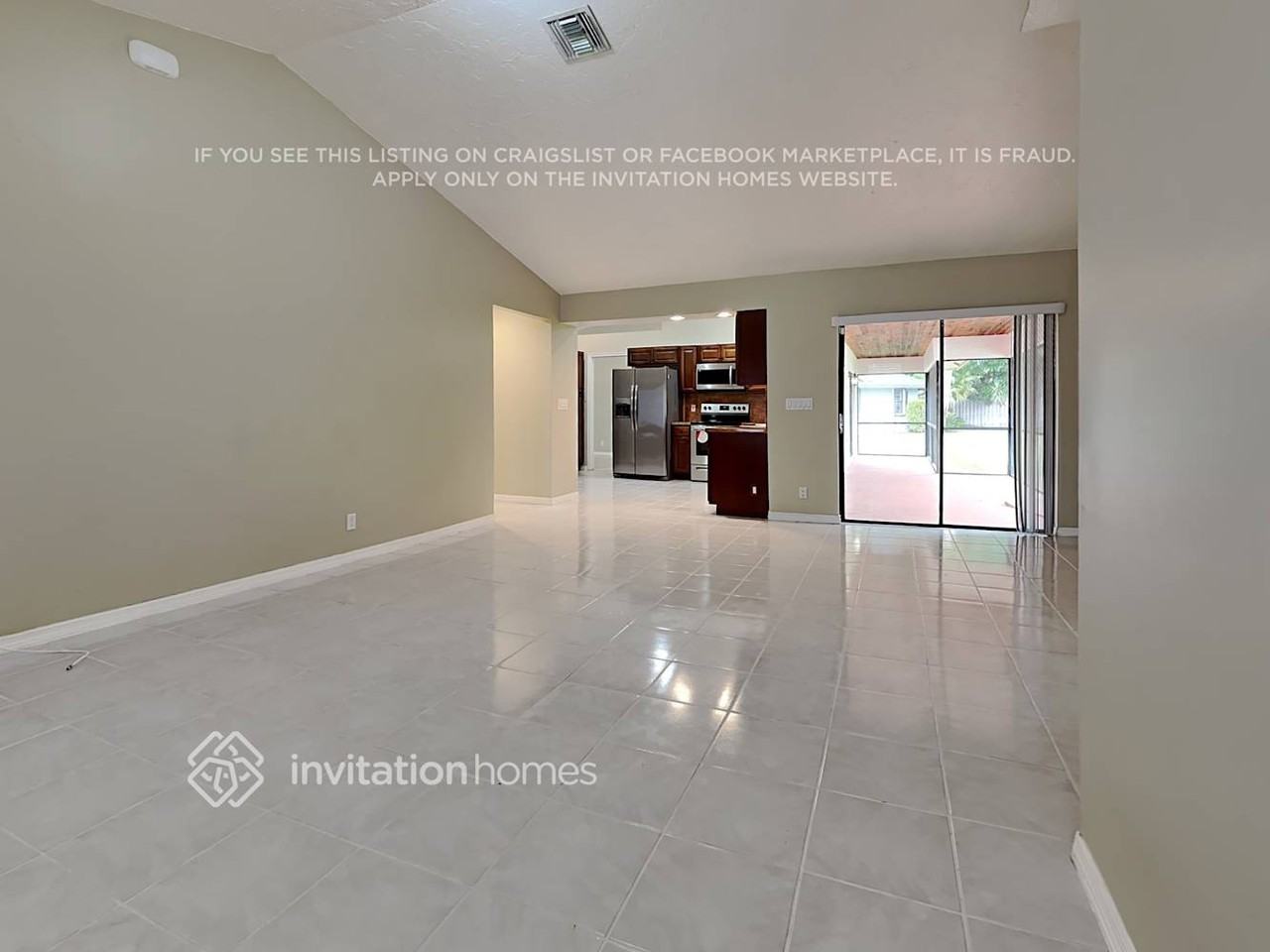 13325 Kingsbury Dr - Photo 5 of 22