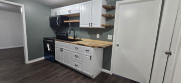 featured image of 300 N Detroit St #2