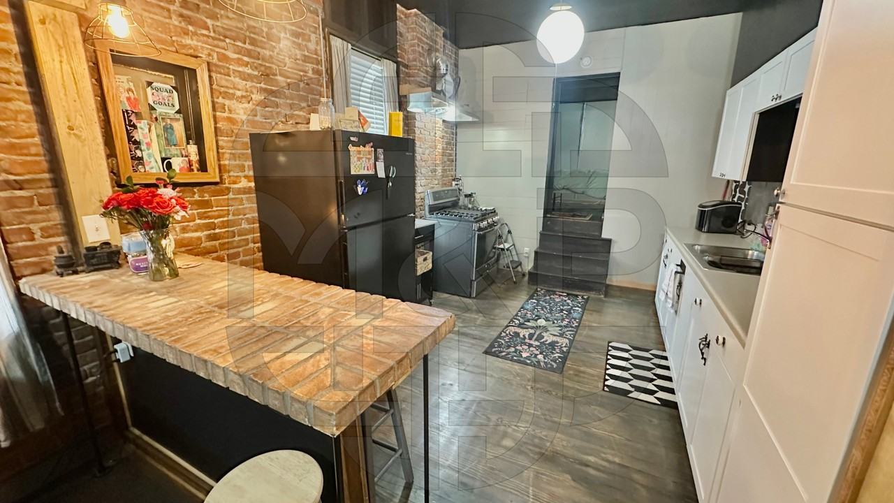 226 N Main St #226-5 - Photo 6 of 12