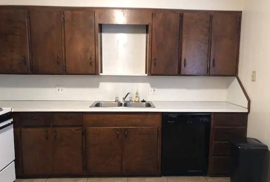 1516 Kent Ave - Photo 7 of 11