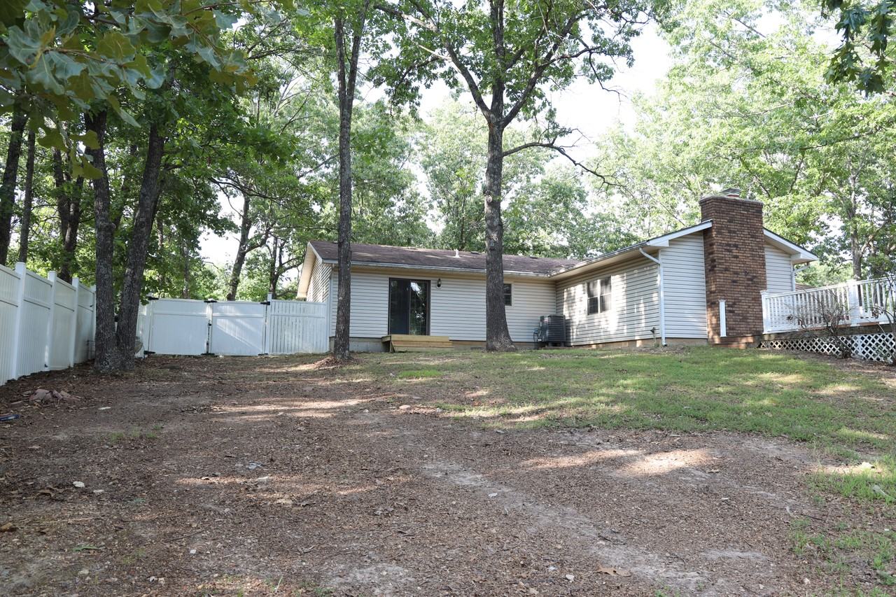 16280 Hardwood Ln - Photo 6 of 22