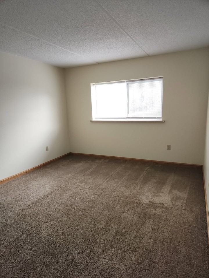 215 Independence Ln #D9 - Photo 5 of 8