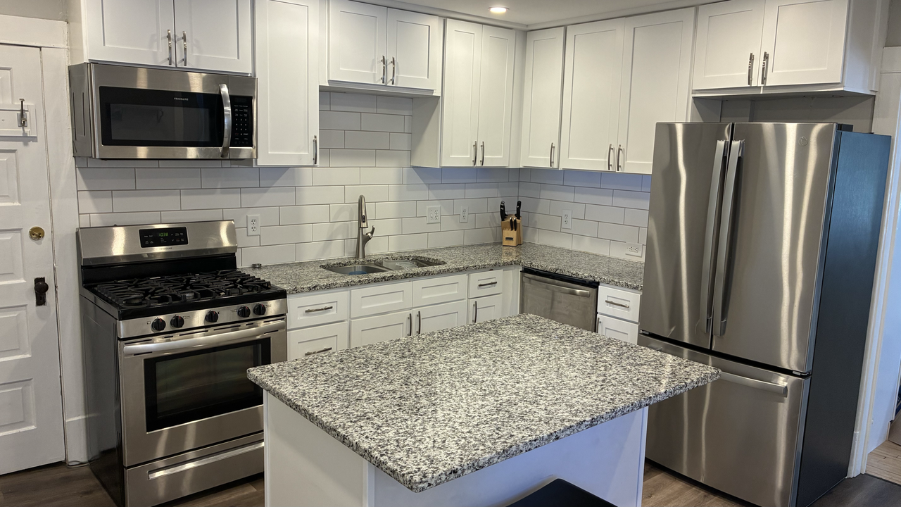 1826 Pierce St Ne #1