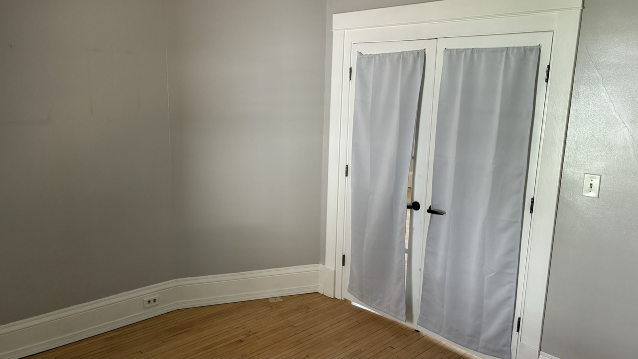 1826 Pierce St Ne #1 - Photo 6 of 12