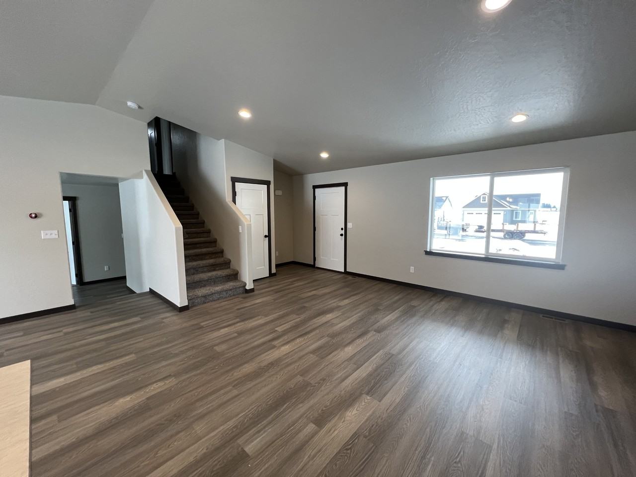 12685 N Cavanaugh Dr - Photo 4 of 17