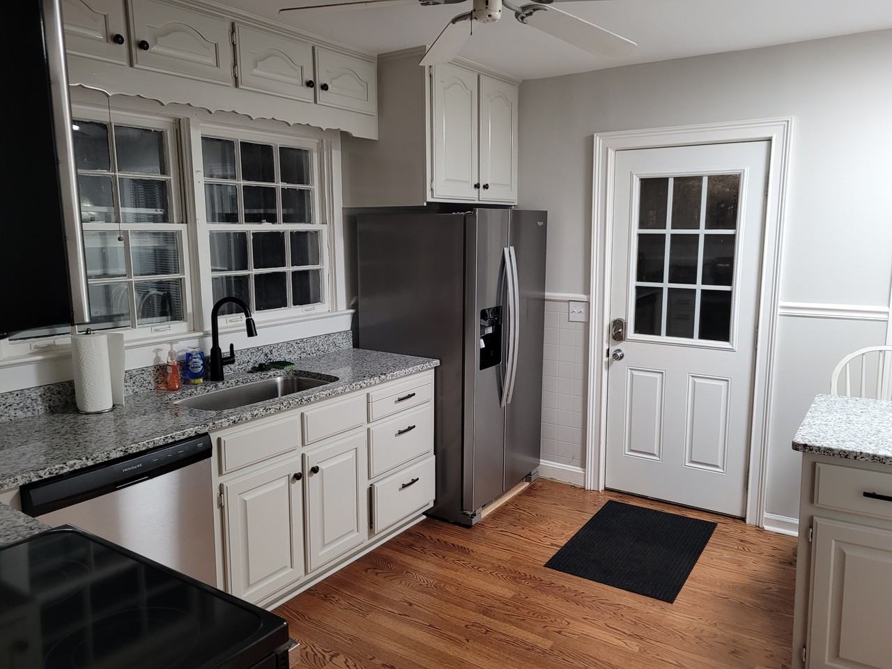 509 Hickory St Se - Photo 2 of 11