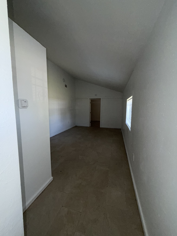 2155 Belvedere St - Photo 3 of 6