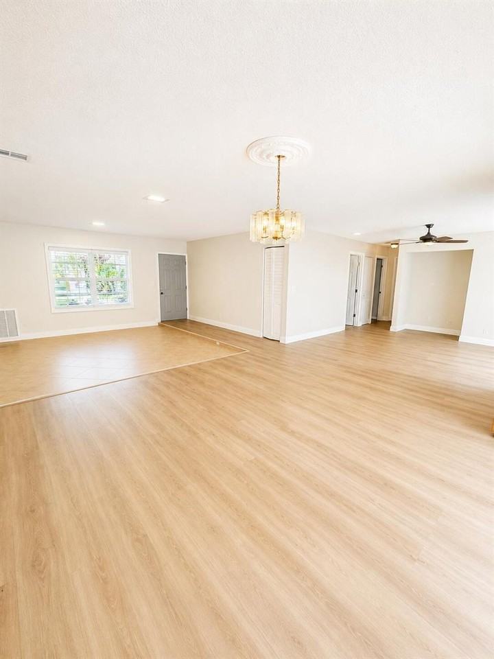 6020 Nw 25th Ct - Photo 3 of 19