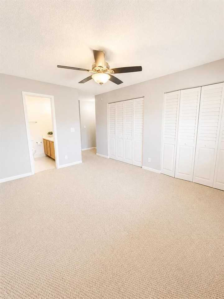 6020 Nw 25th Ct - Photo 7 of 19