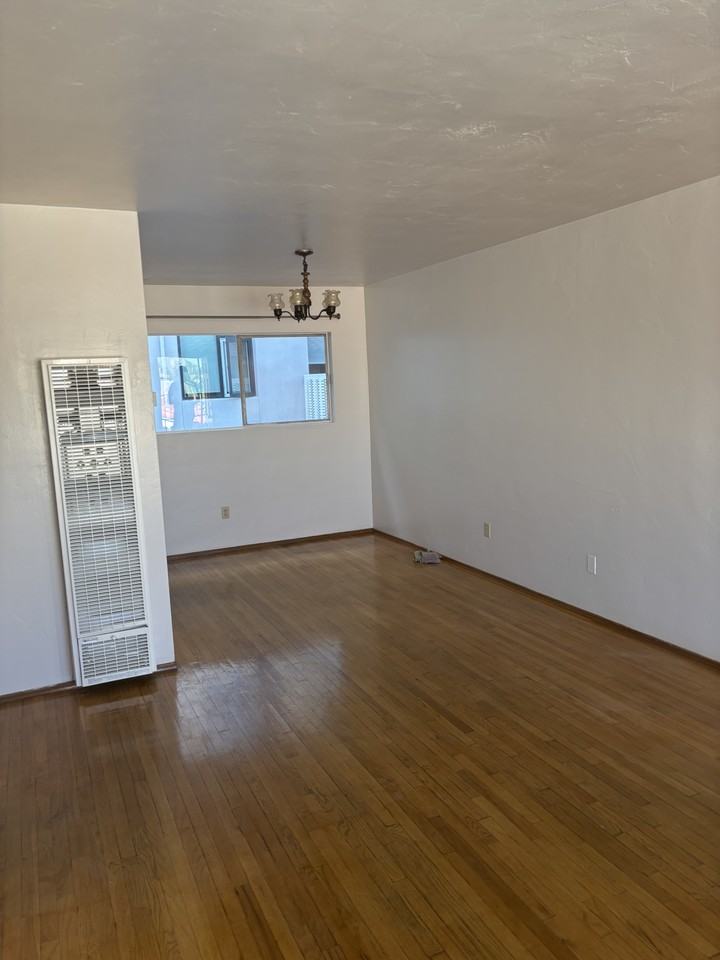 4492 Illinois St #4492D - Photo 2 of 6