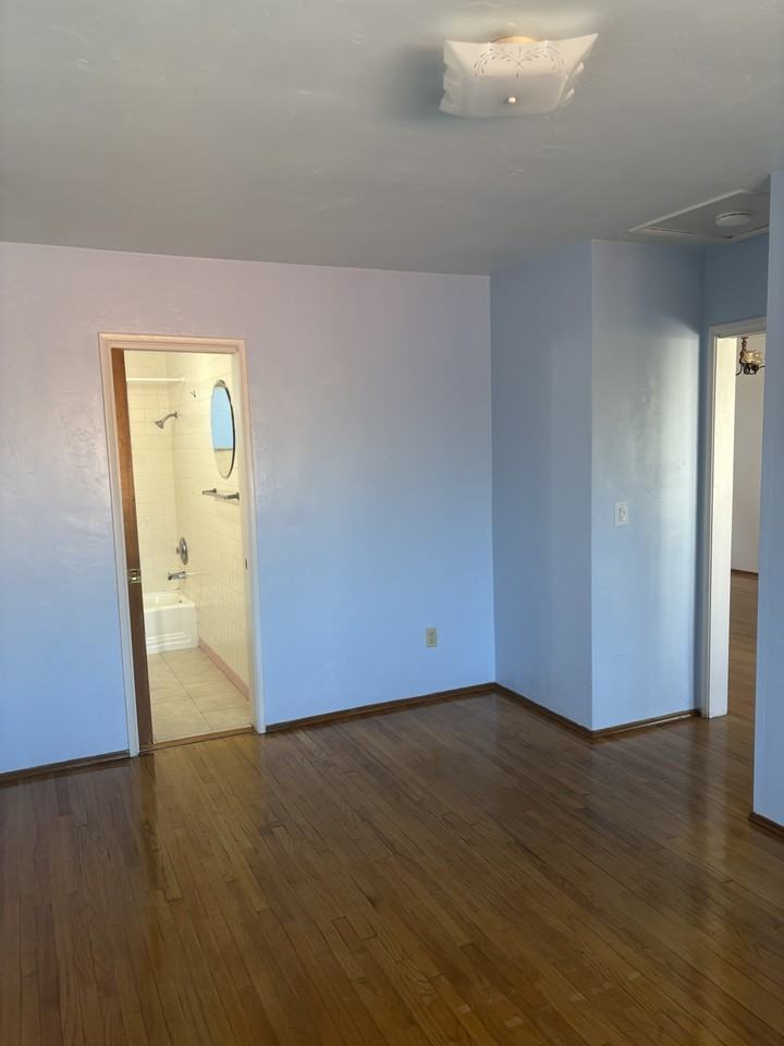 4492 Illinois St #4492D - Photo 5 of 6