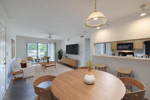 featured image of 4261 Hamilton Square Blvd