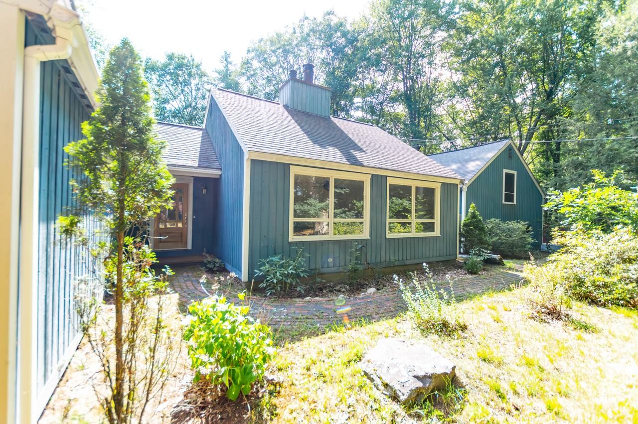 43 Hitching Post Ln #1 - Photo 2 of 29