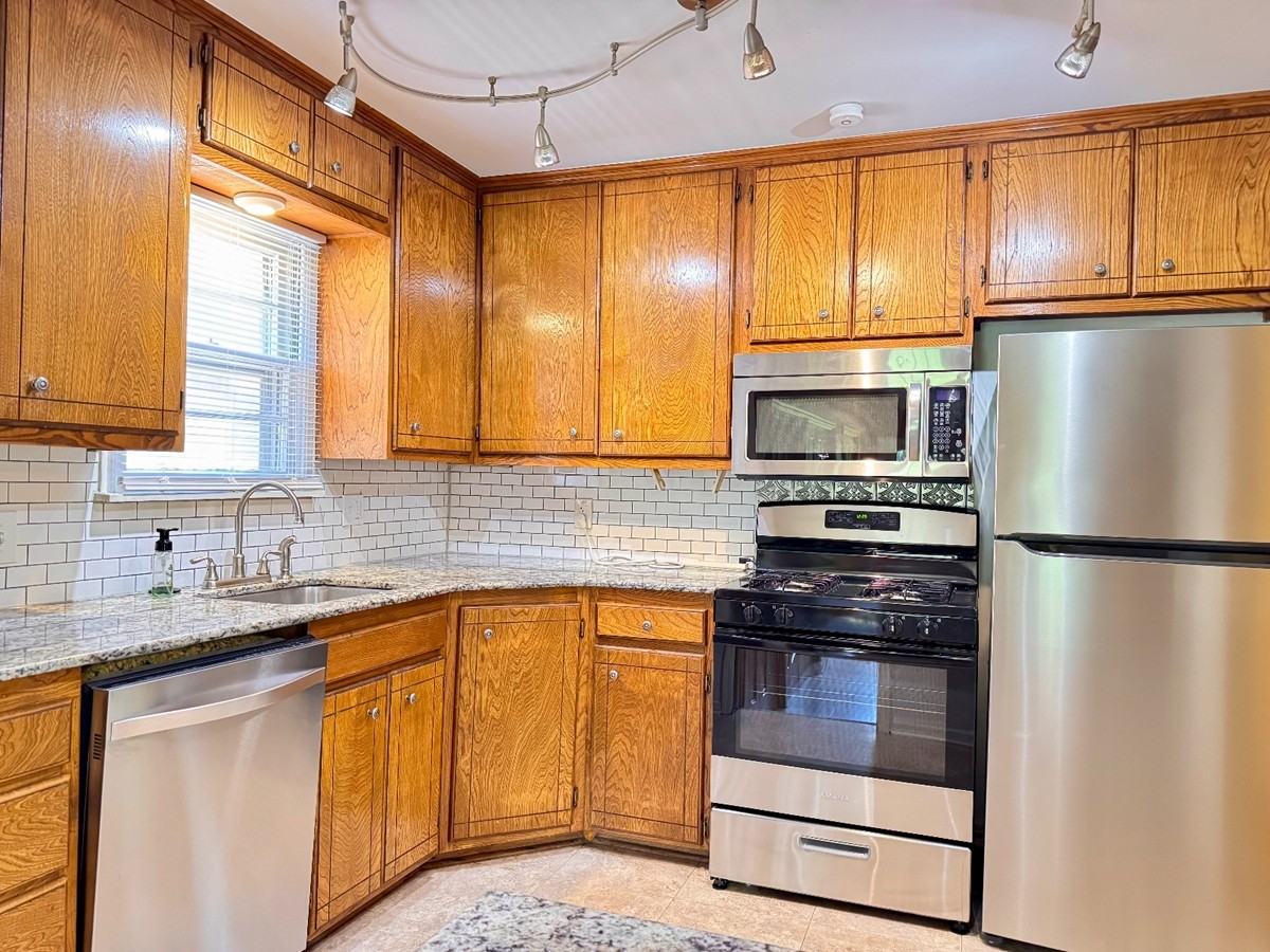 1304 Downing St #1 - Photo 5 of 15