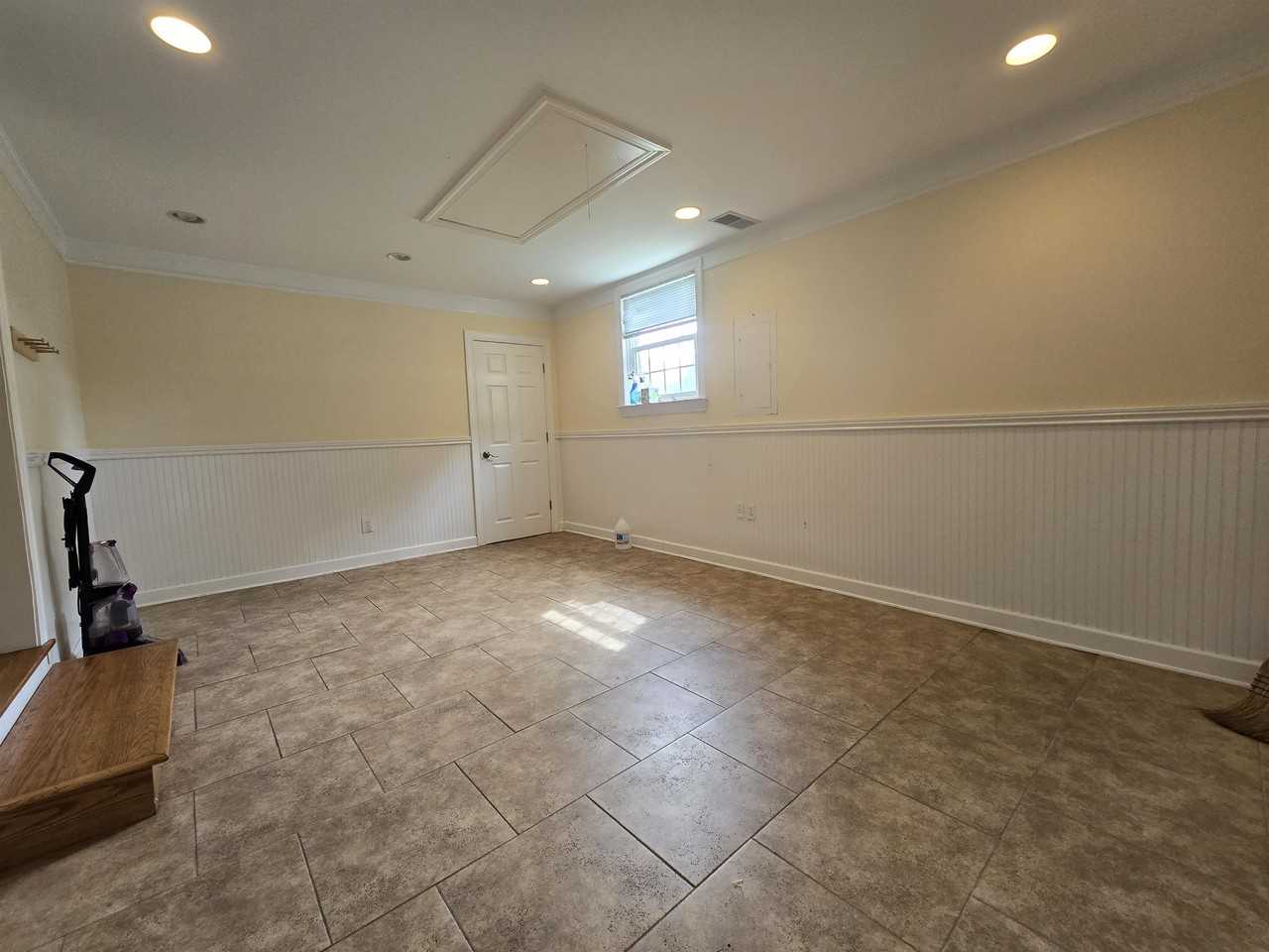 208 Caldwell Dr #1 - Photo 2 of 14