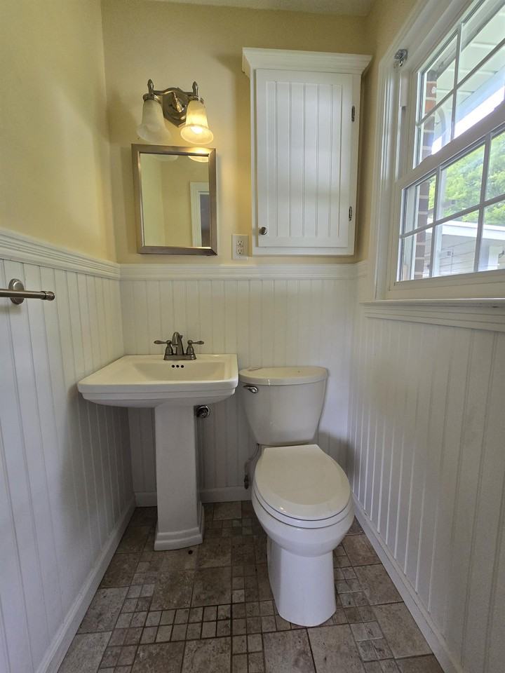 208 Caldwell Dr #1 - Photo 6 of 14