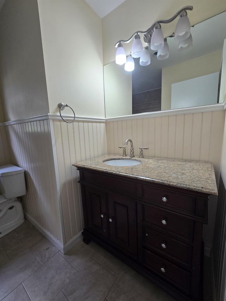 208 Caldwell Dr #1 - Photo 7 of 14