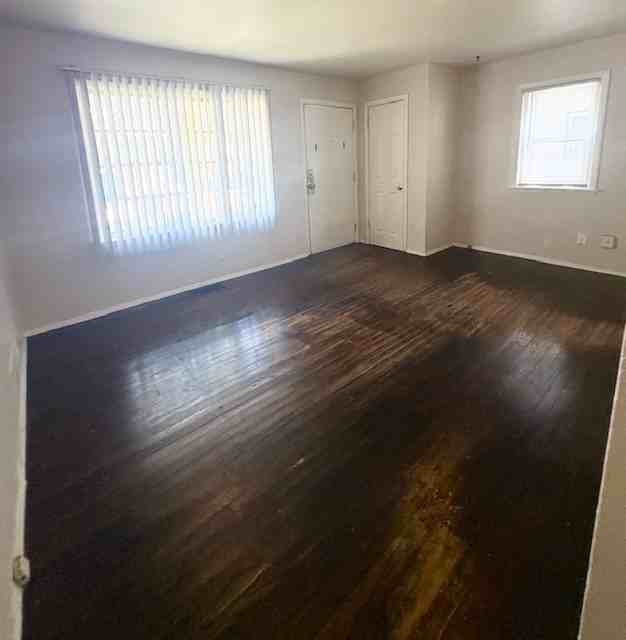 913 N Gregory St #1 - Photo 3 of 12